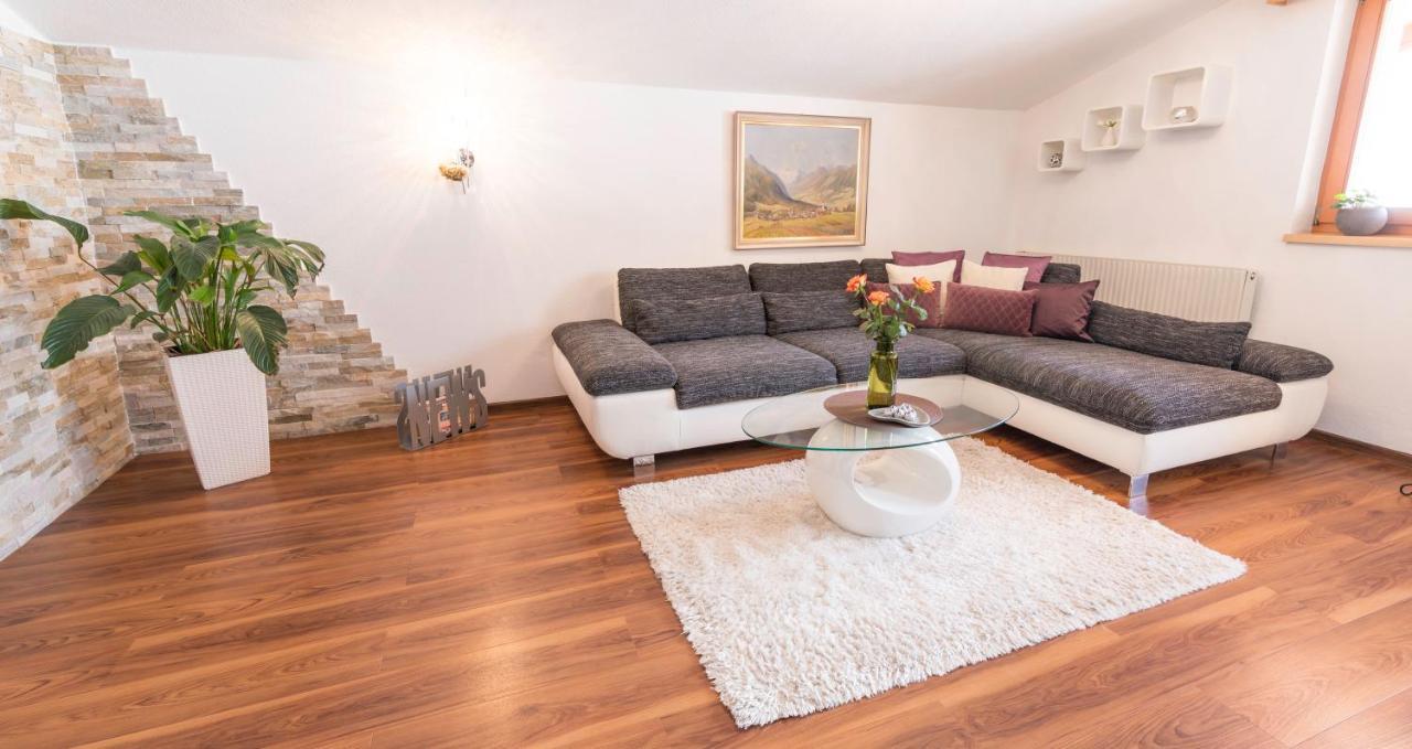 Apartment Hildegard Нойштіфт-ім-Штубайталь Екстер'єр фото